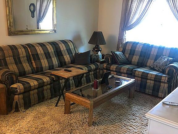 2nd image of 11840 Charlemagne Dr