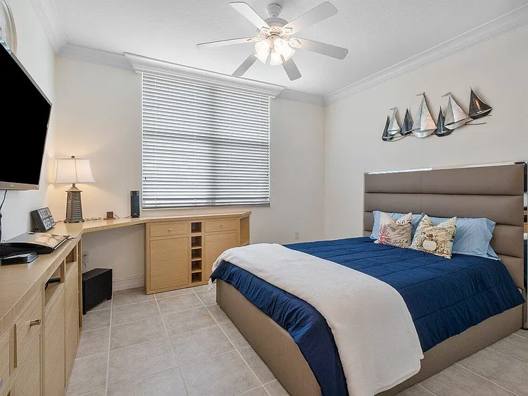 806 Windward Way #301 — Photo 20