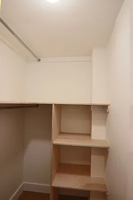 Rented by PMG Real Estate  | media 25