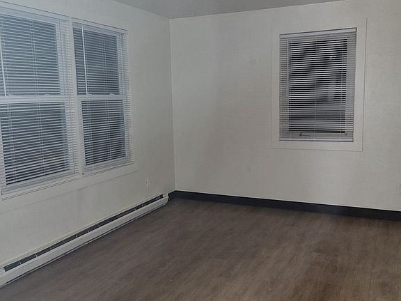 5th image of 1121 Eastman Ave