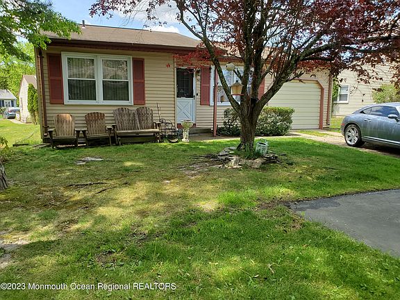 2nd image of 50 Hummingbird Lane #73