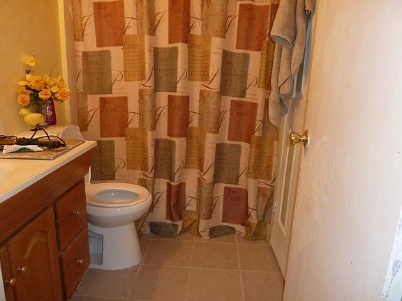 5th image of 3465 Youngs Cir