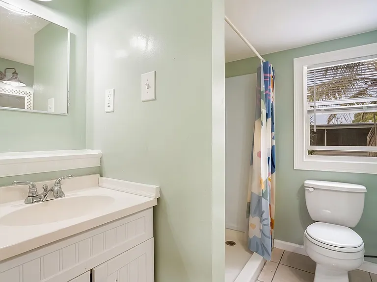 1680 SW 84th Ave — Photo 25