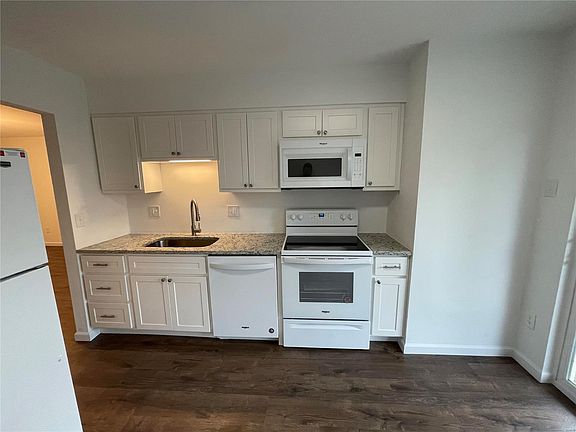 2nd image of 10327 Forest Brook Ln APT G