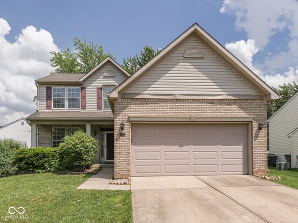 1225 Berrywood Dr, Greenwood, IN 46143