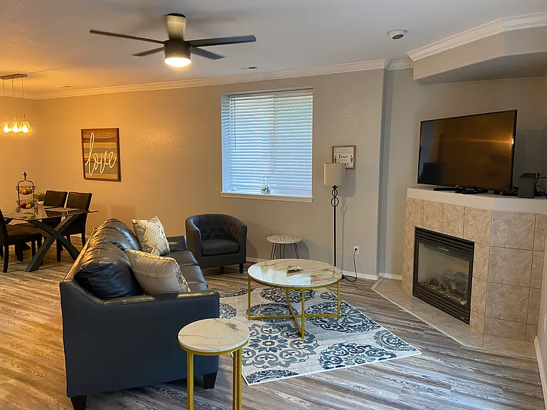 3080 Mandalay Grv #2 — Photo 9
