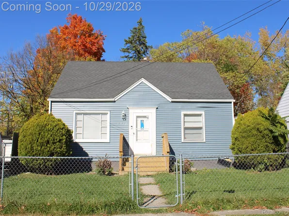 1510 W Stewart Ave, Flint, MI 48504