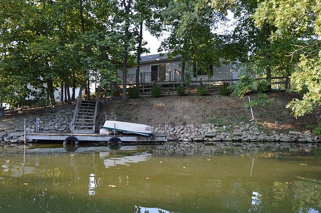 1st image of 111 Chickasaw Ln