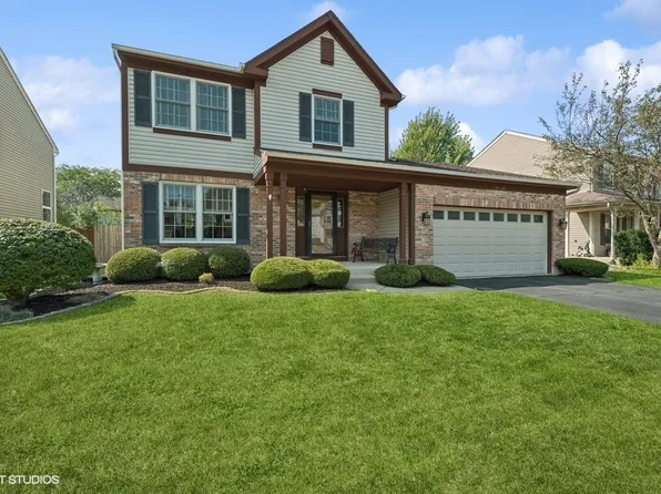 2606 N Cherry Cove Ln, Round Lake Beach, IL 60073