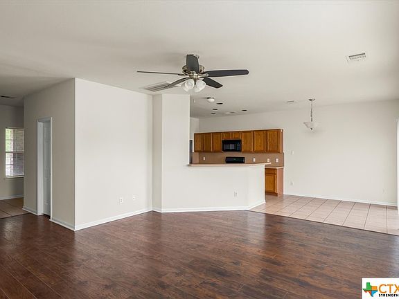4th image of 1268 Four Seasons Farm Dr