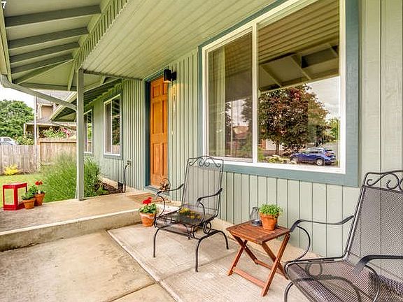 4th image of 1117 SE 140th Ave