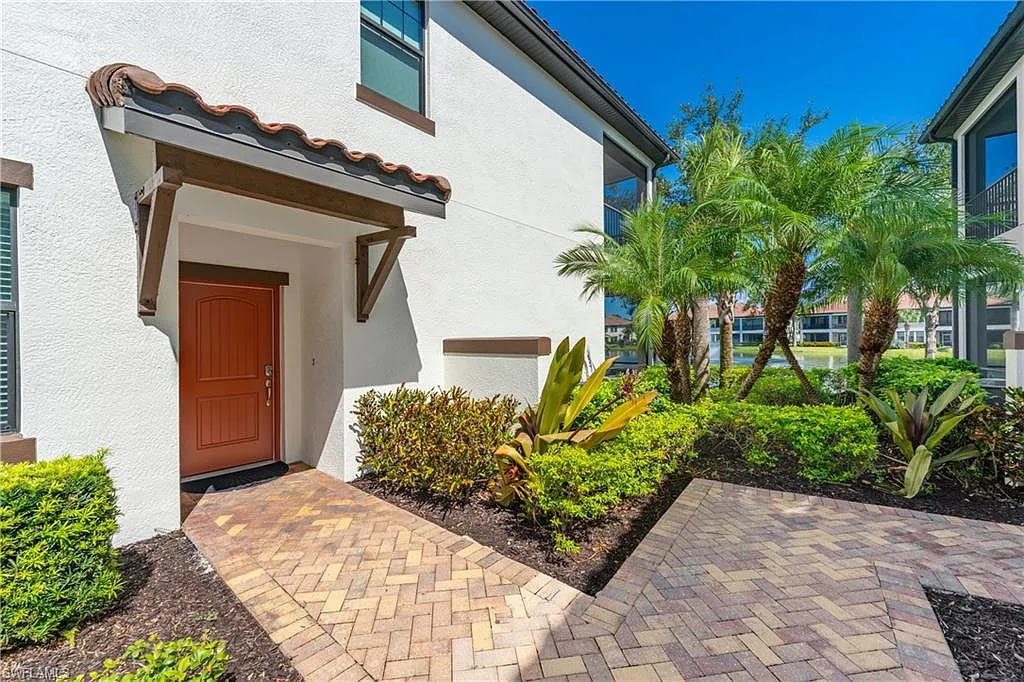 3 bed, 2.0 bath, 1571 sqft, $3,500 — Photo 3