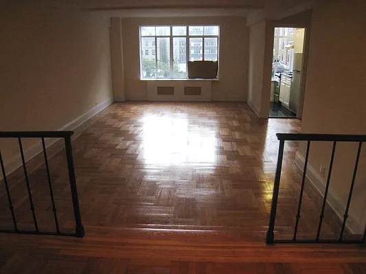 Rented by City Connections Realty | media 7