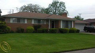 2nd image of 30145 Oakgrove St