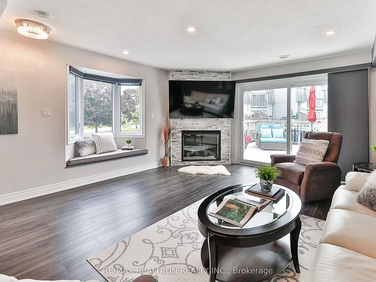 24 Laguna Pkwy #7 — Photo 13