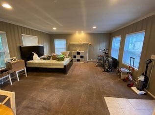 7702 Norwood Dr, Norwood, KY 40222