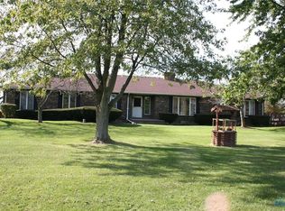 305 N North Curtice Rd, Oregon, OH 43616