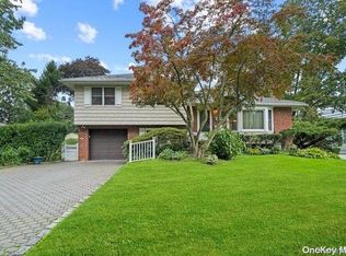 1 Dunford St, Melville, NY 11747