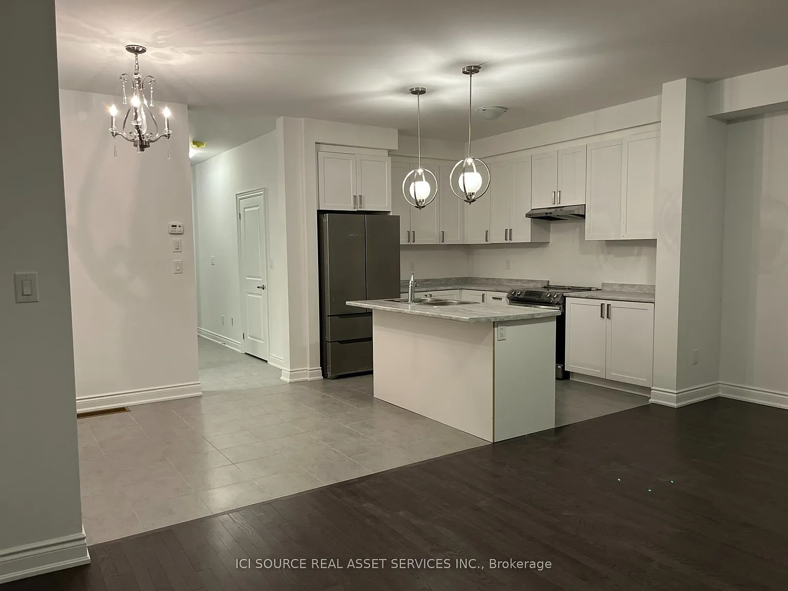 3 bed, $2,550 — Photo 2