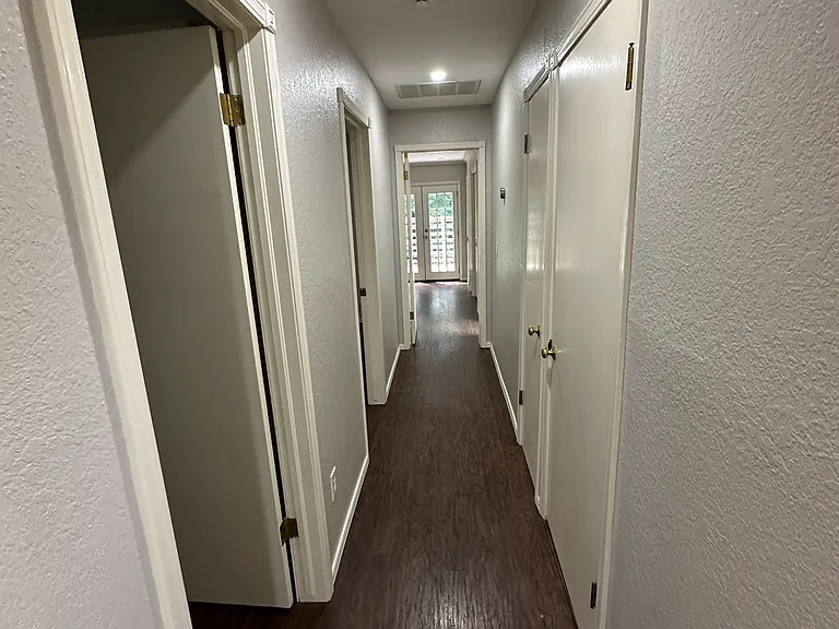 525 Ridgecrest Rd — Photo 5