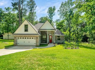 1909 Green Briar Dr, Huntsville, TX 77340