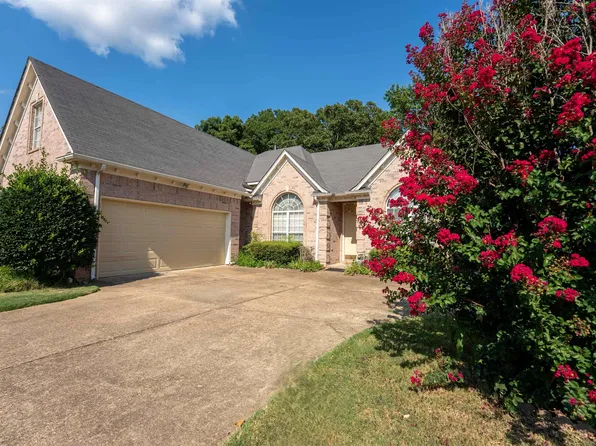 970 Bending Pine Ln, Cordova, TN 38018