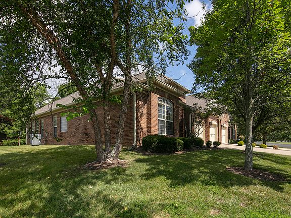 3rd image of 4021 Castlebridge Ln