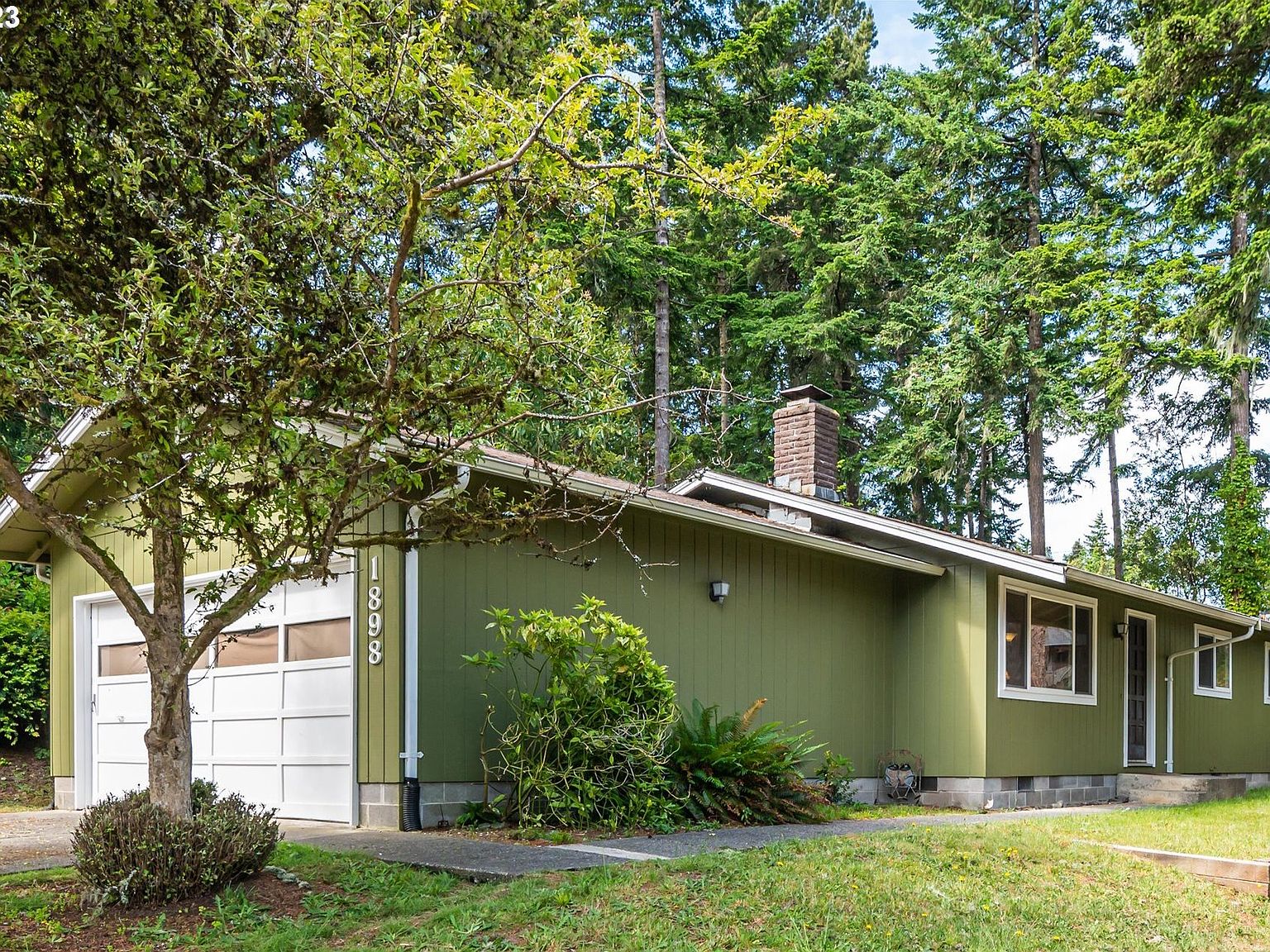 1898 Ash St, North Bend, OR 97459 Zillow