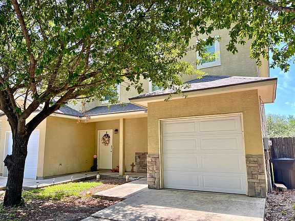 3rd image of 4832 Appleseed Ct
