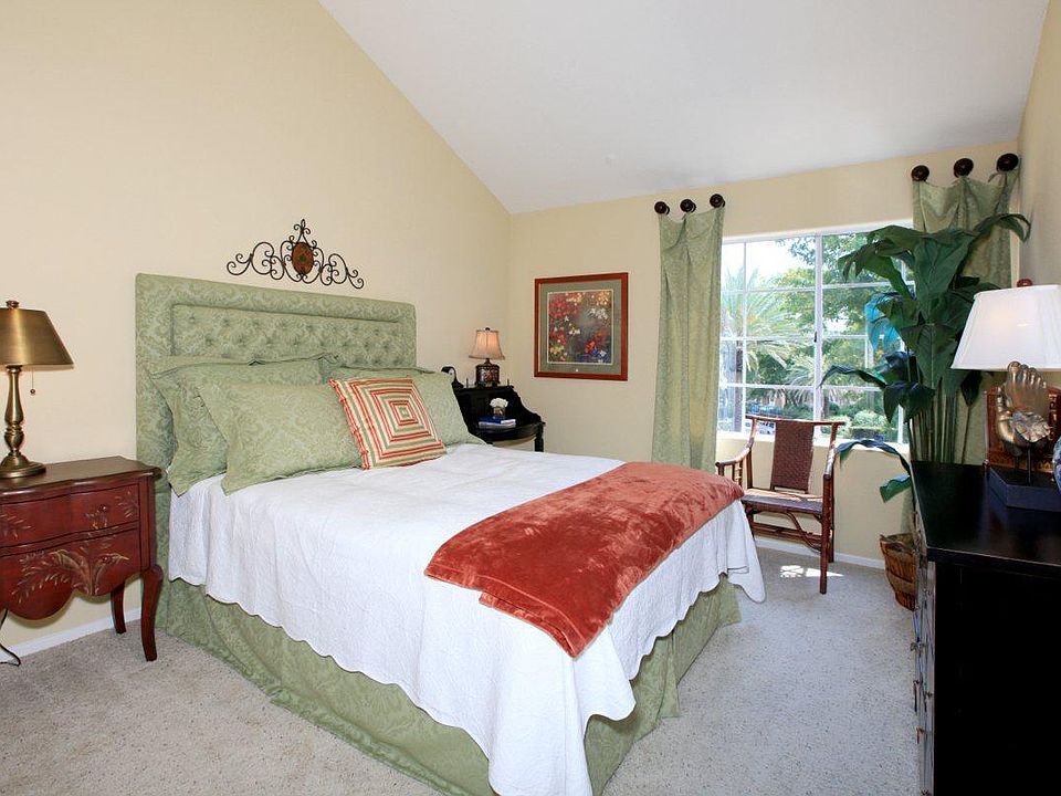 2nd image of 6178 Periwinkle Way