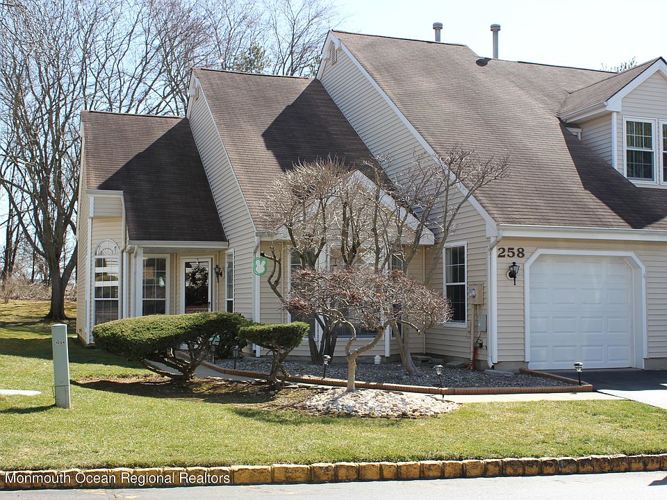 1st image of 258 Daffodil Dr