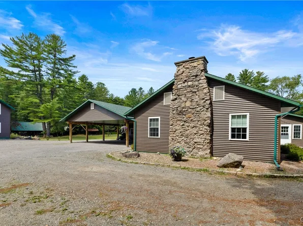 58 Boy Scout Cir, Woodgate, NY 13494