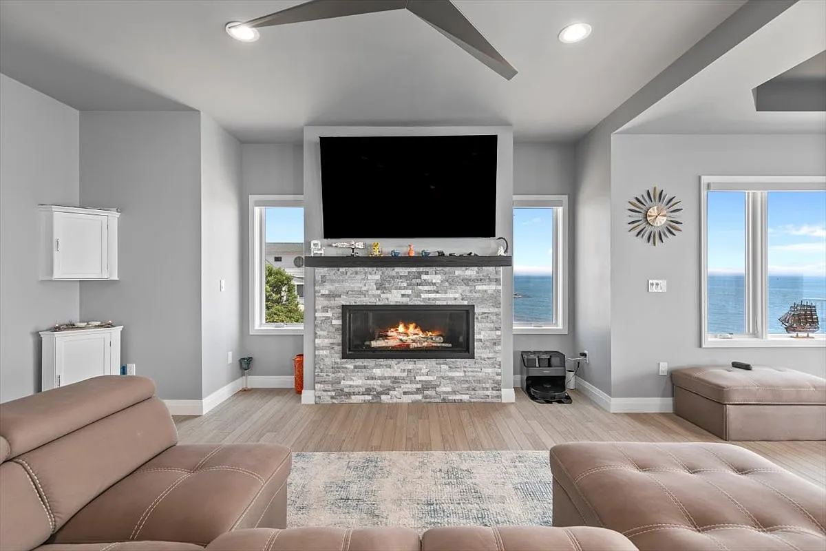 4 bed, 3000 sqft, $4,500 — Photo 4