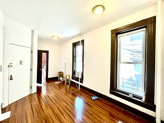 Rented by Pear NYC LLC | media 27