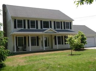 6 Colton Rd, New Milford, CT 06776