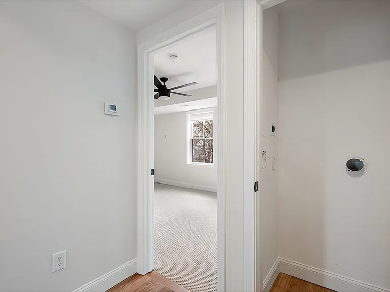 32 Union St #32 — Photo 34
