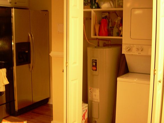 in-unit washer/dryer