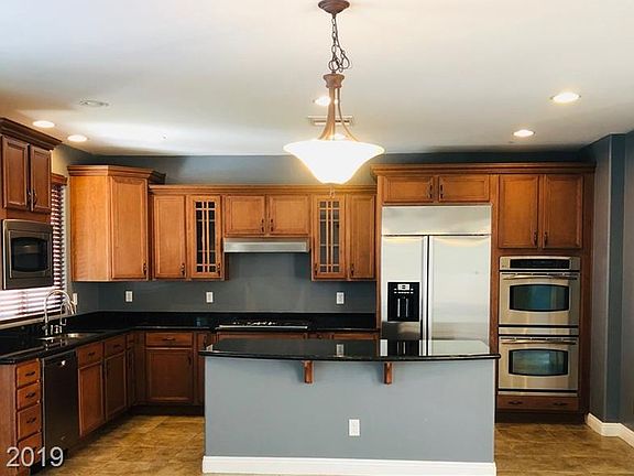 5th image of 7414 Dumbarton Oaks St