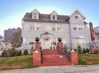 114 S Plaza Pl, Atlantic City, NJ 08401