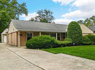 1740 Good Ave, Park Ridge, IL 60068