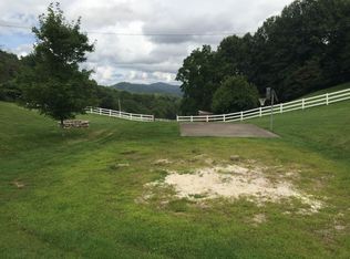 949 Grover Reece Rd, Trade, TN 37691