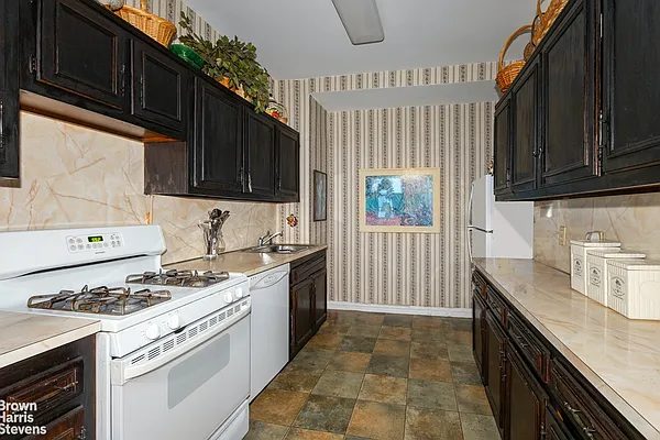 Sold by Brown Harris Stevens | media 6