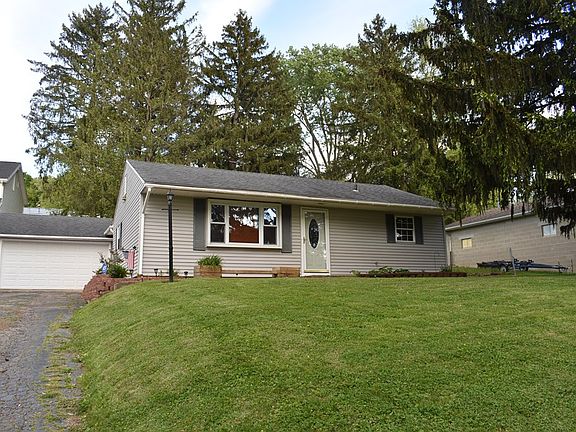 2nd image of 13 Sharon Dr