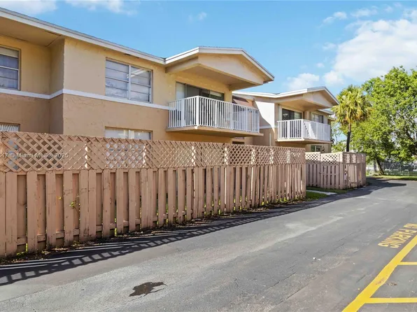 4140 NW 79th Ave APT 1B, Doral, FL 33166