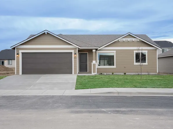 801 Grapevine St, Grandview, WA 98930