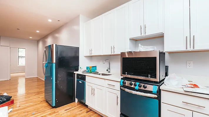 Rented by Nooklyn NYC LLC | media 14