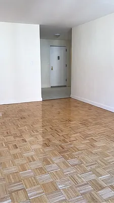 Rented by Roberto Guilbet, LREB | media 26