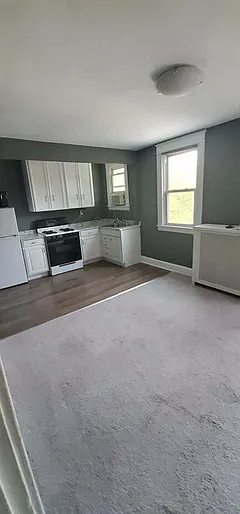2804 Bayonne Ave #B — Photo 14