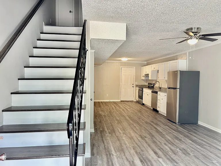 128 S Cedar Ln #2 — Photo 1