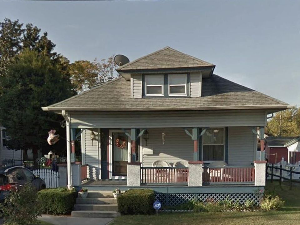 1st image of 440 Summit Ave